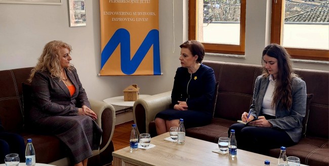 Deputy-Prime-Minister-Mrs.-Donika-Gervalla-Shwarz-visits-Medica-Gjakova-5