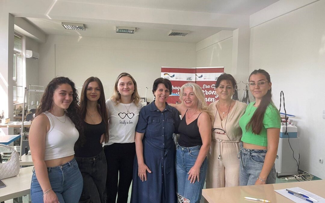 Medica Gjakova, in cooperation with the German Government through GIZ Kosovo, has successfully organized the industrial Tailoring Training in partnership with the Vocational Training Center in Gjakova, as part of the project “The era of strong women”
